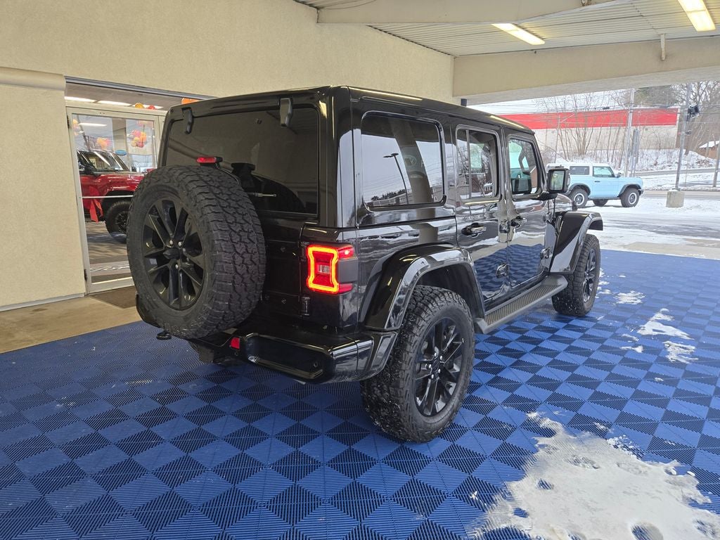 2022 Jeep Wrangler Unlimited Sahara High Altitude