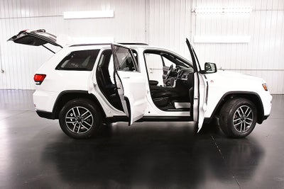 2020 Jeep Grand Cherokee Trailhawk