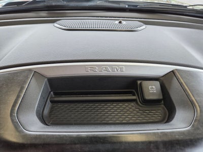 2020 RAM 1500 Big Horn/Lone Star Night Edition