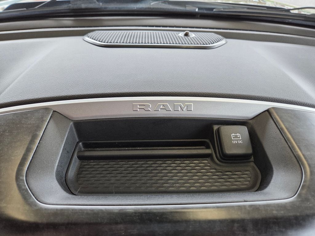 2020 RAM 1500 Big Horn/Lone Star Night Edition