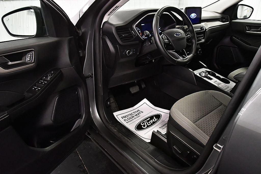 2022 Ford Escape SE Sport