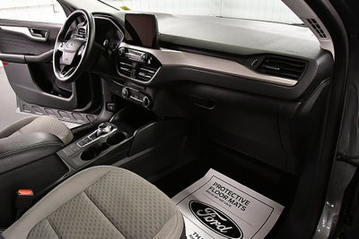 2022 Ford Escape SE Sport