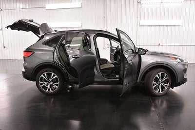 2022 Ford Escape SE Sport