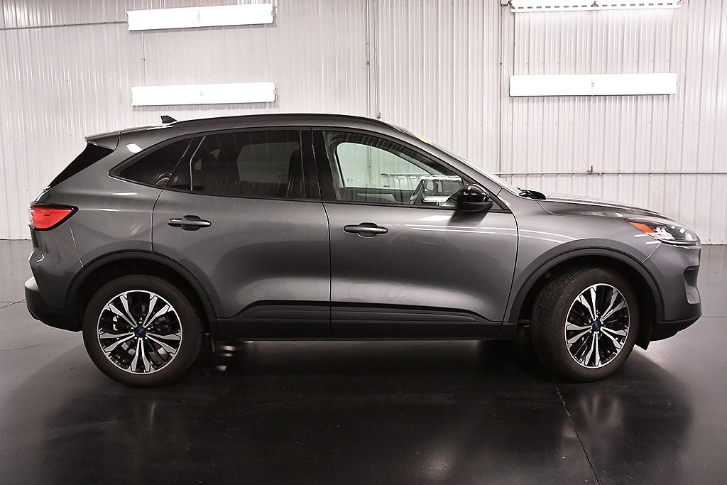 2022 Ford Escape SE Sport