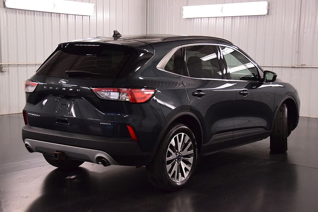 2022 Ford Escape Titanium
