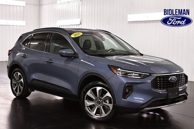 2025 Ford Escape Platinum