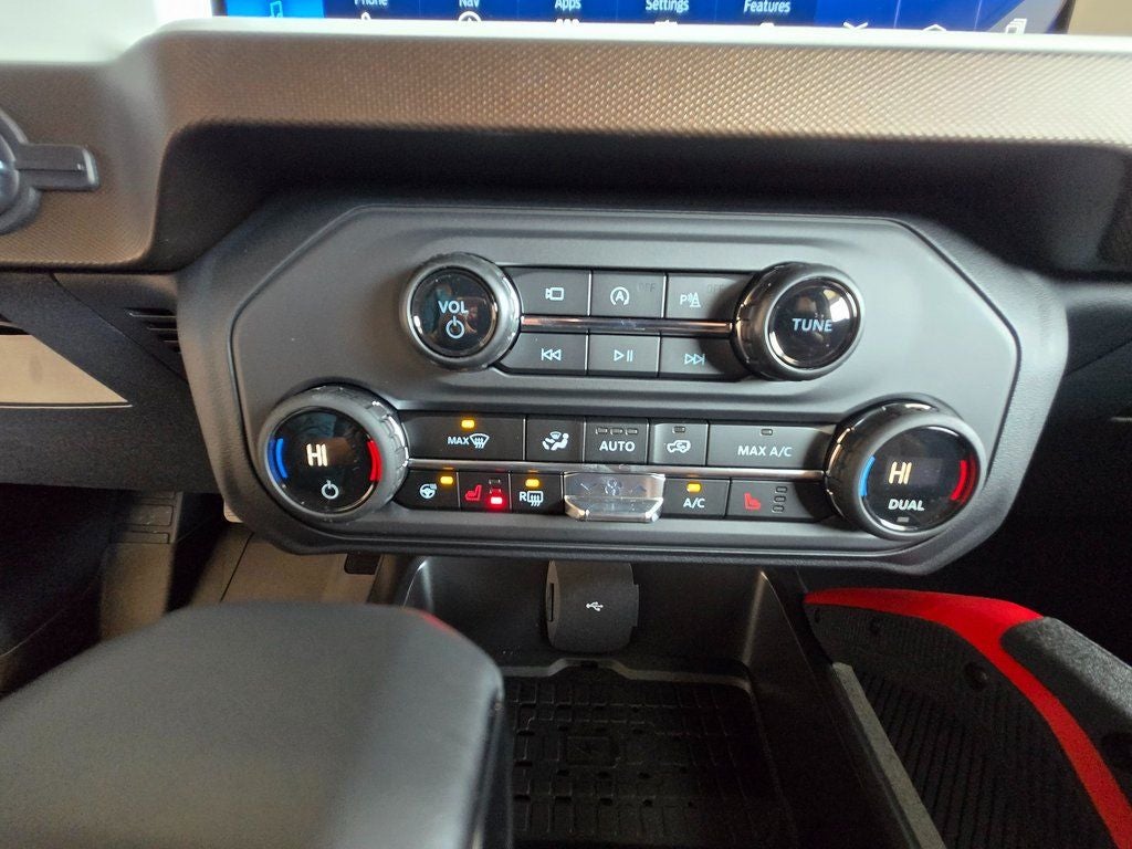 2024 Ford Bronco Heritage Limited Edition