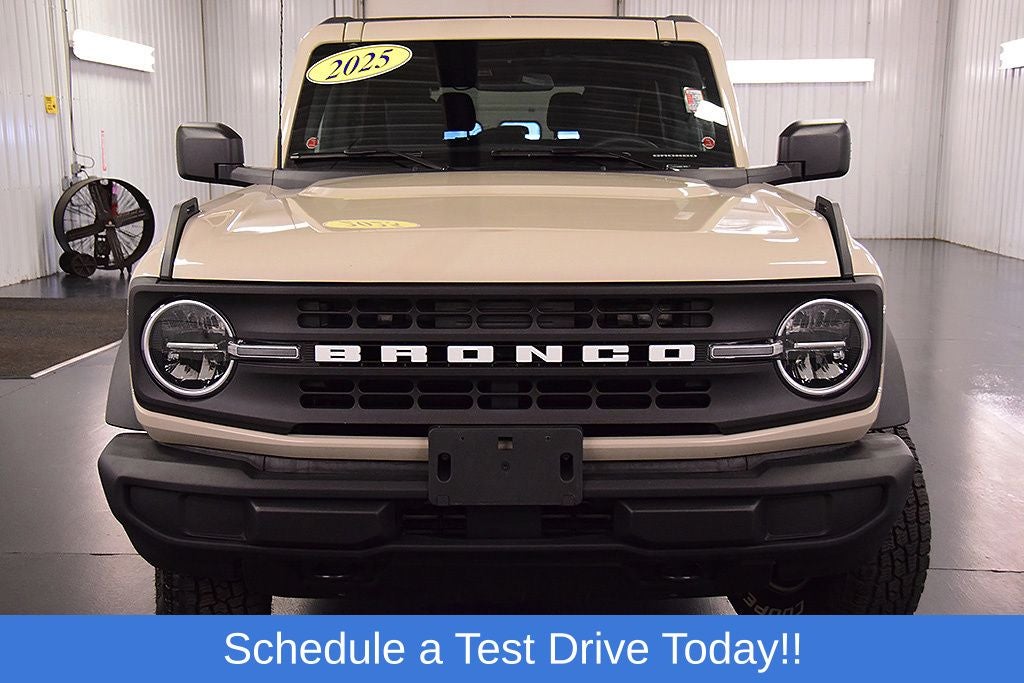 2025 Ford Bronco Base