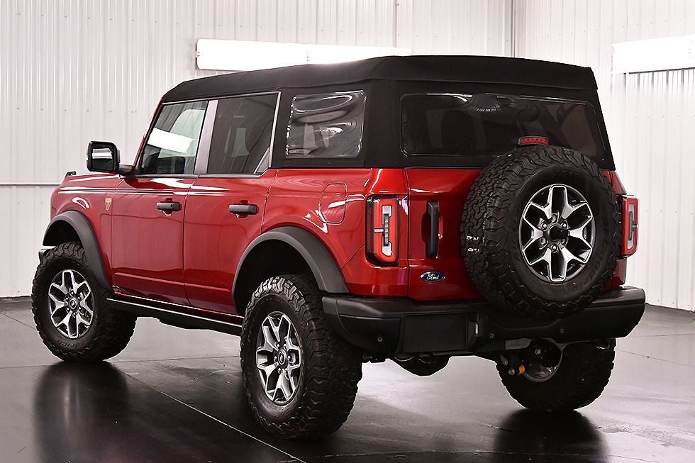 2025 Ford Bronco Badlands