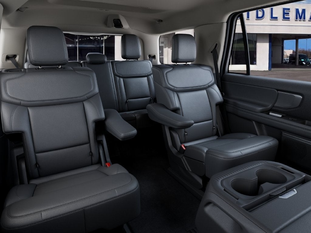 2027 Ford Expedition Active