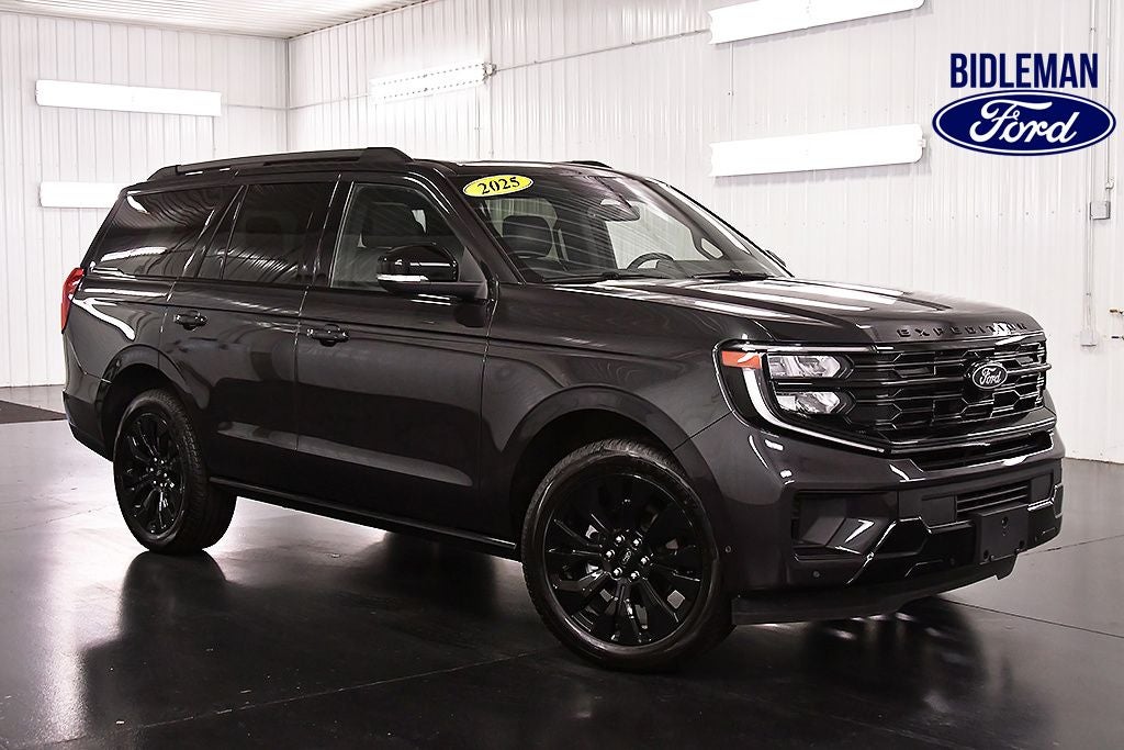 2025 Ford Expedition Platinum Stealth