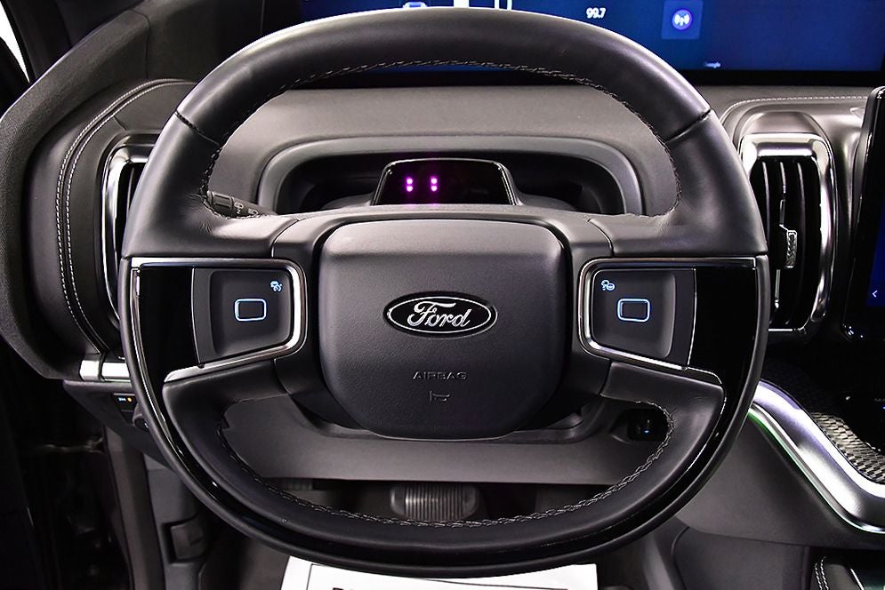2025 Ford Expedition Platinum Stealth