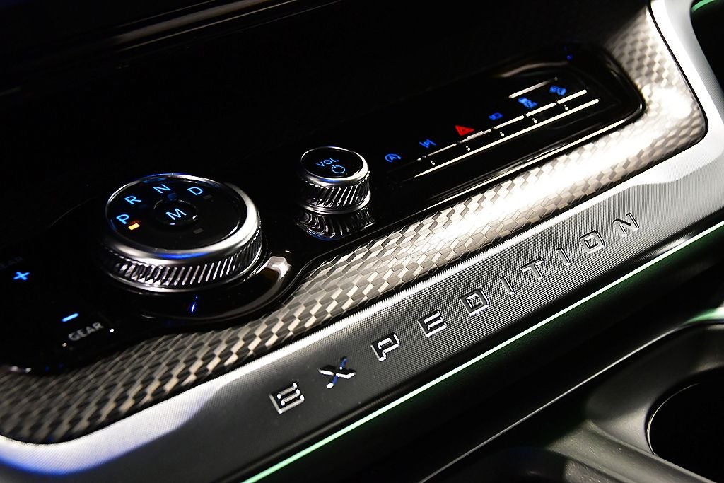 2025 Ford Expedition Platinum Stealth