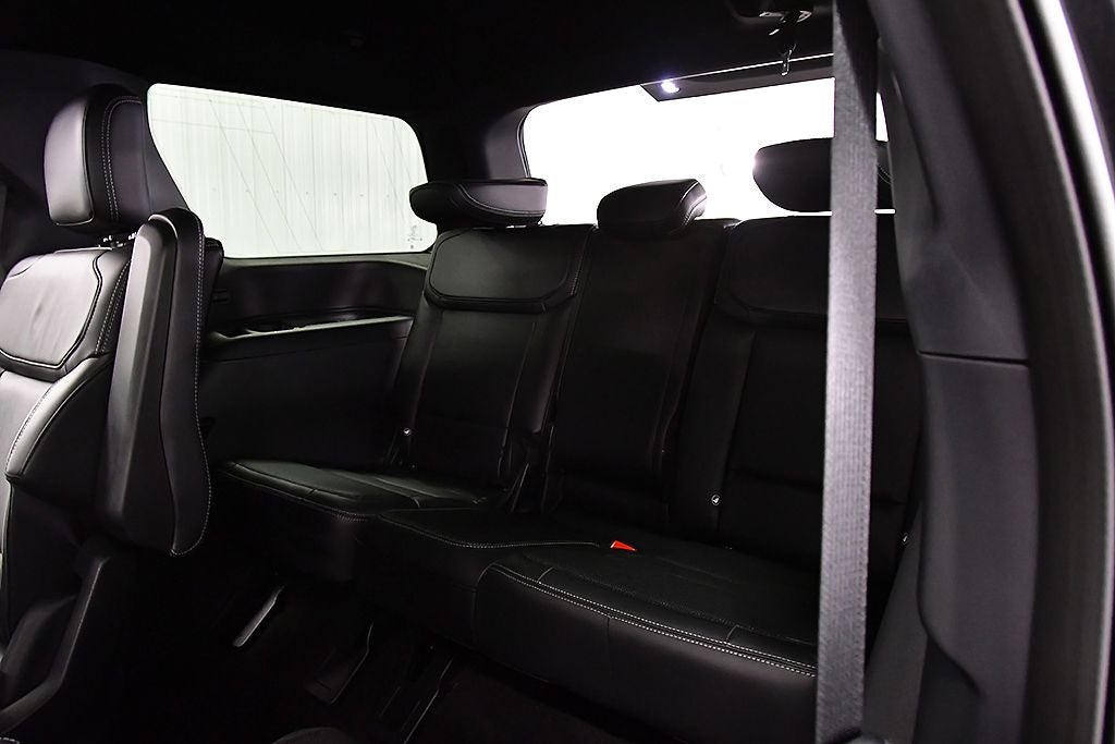 2025 Ford Expedition Platinum Stealth