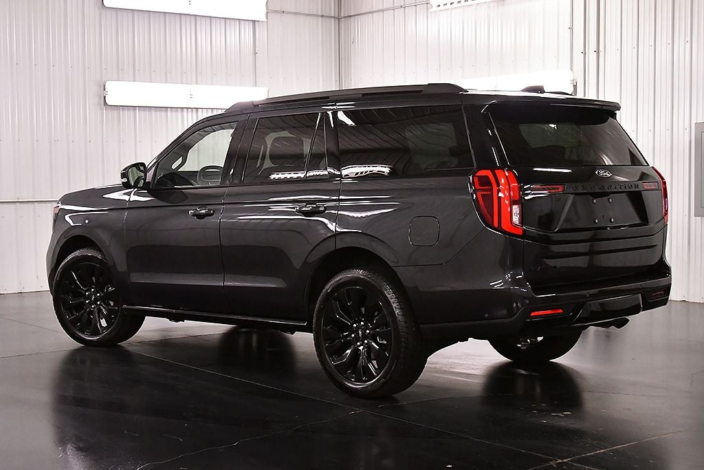 2025 Ford Expedition Platinum Stealth