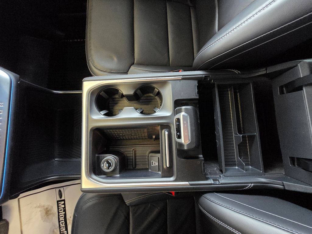 2025 Ford Expedition Platinum Stealth