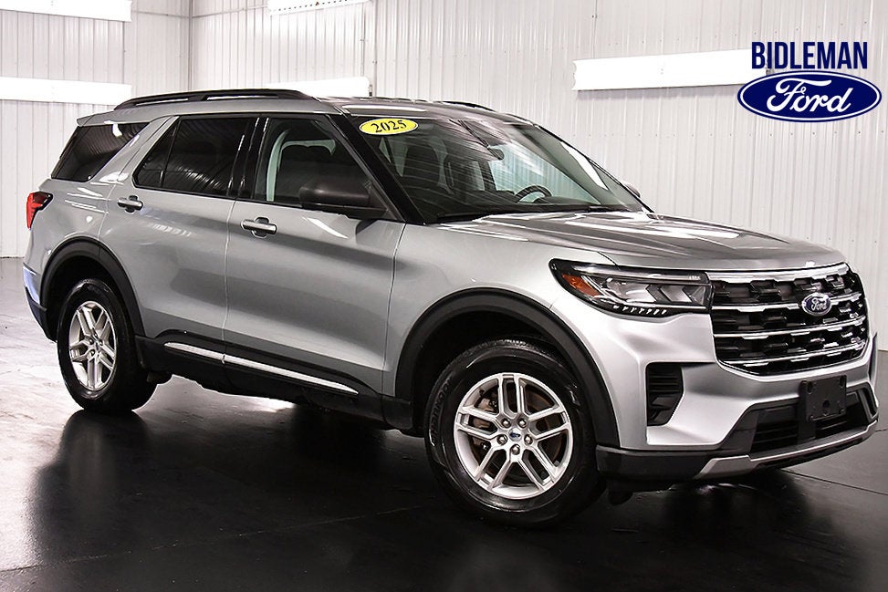 2025 Ford Explorer
