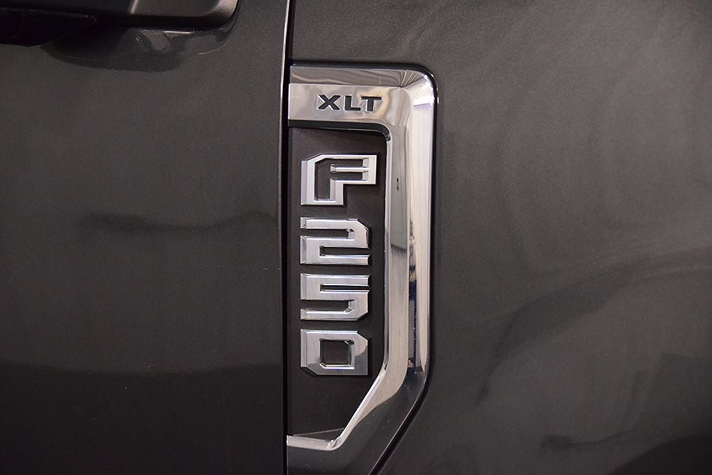 2020 Ford F-250SD XLT 6-3/4' Box