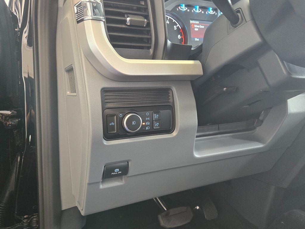 2026 Ford F-250SD XL STX 6-3/4' Box