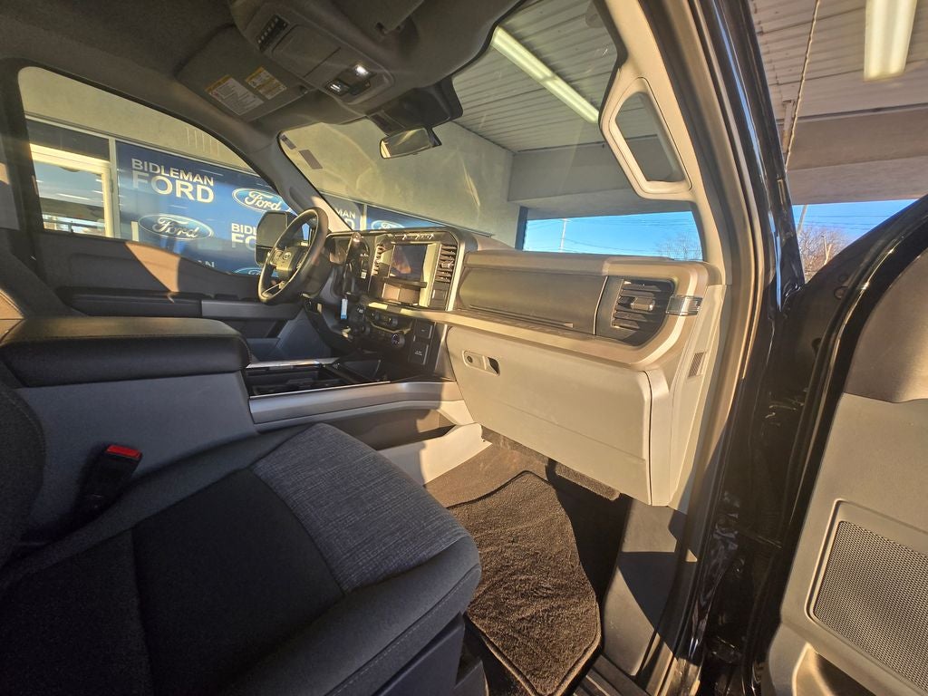 2024 Ford F-250SD XLT 6-3/4' Box