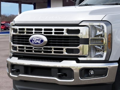 2027 Ford F-250SD XLT 6-3/4' Box