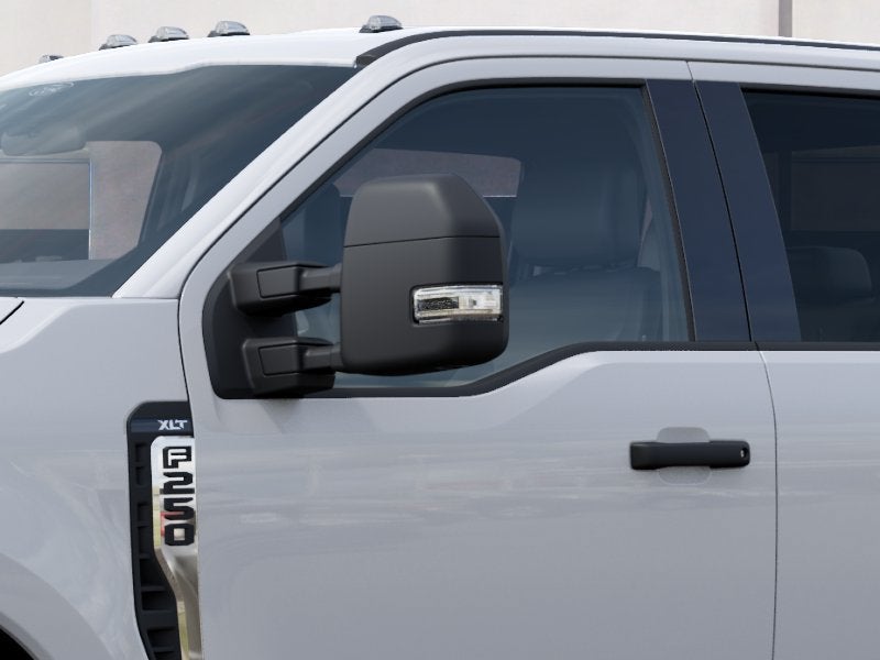 2027 Ford F-250SD XLT 6-3/4' Box