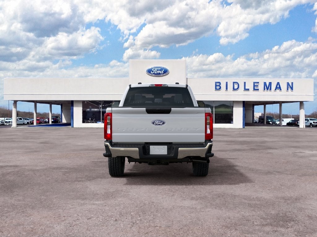 2027 Ford F-250SD XLT 6-3/4' Box