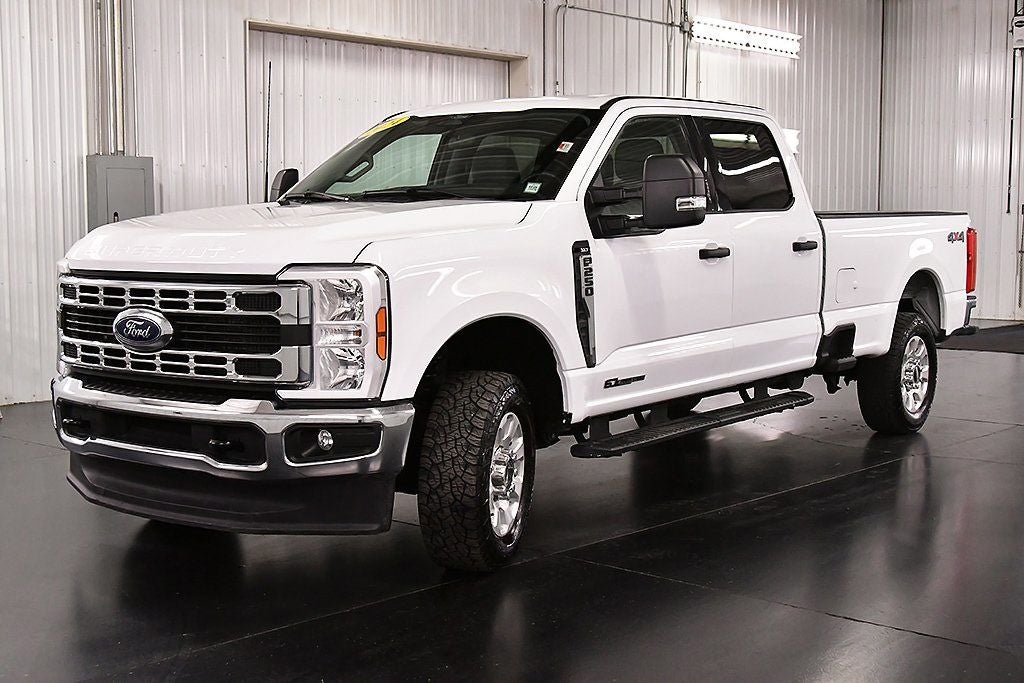 2024 Ford F-250SD XLT 8' Box