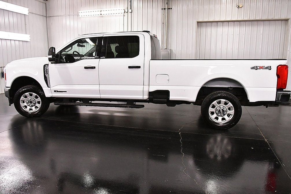 2024 Ford F-250SD XLT 8' Box