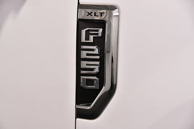 2022 Ford F-250SD XLT 6-3/4' Box