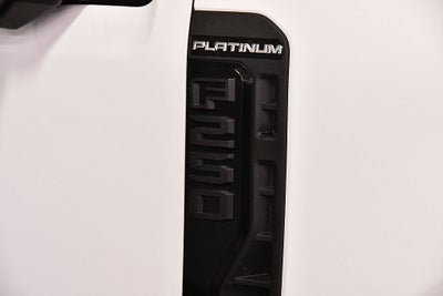 2025 Ford F-250SD Platinum 6-3/4' Box