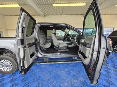 2021 Ford F-250SD XLT 6-3/4' Box