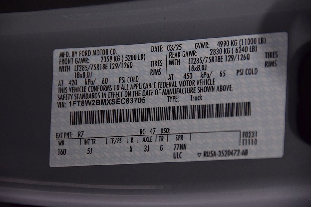 2025 Ford F-250SD Lariat Tremor Off-Road 6-3/4' Box