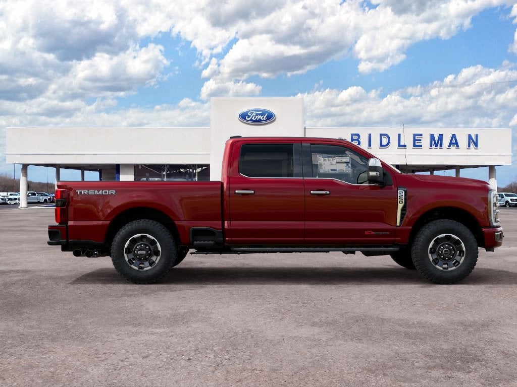 2027 Ford F-250SD Platinum Tremor Off-Road 6-3/4' Box