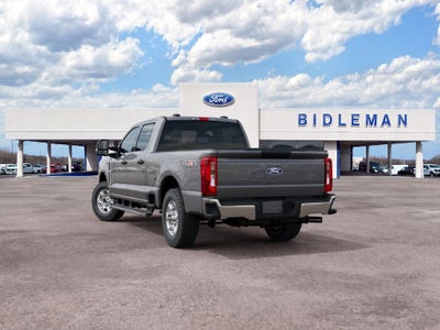 2027 Ford F-250SD XLT 6-3/4' Box