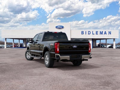 2027 Ford F-250SD XLT 6-3/4' Box