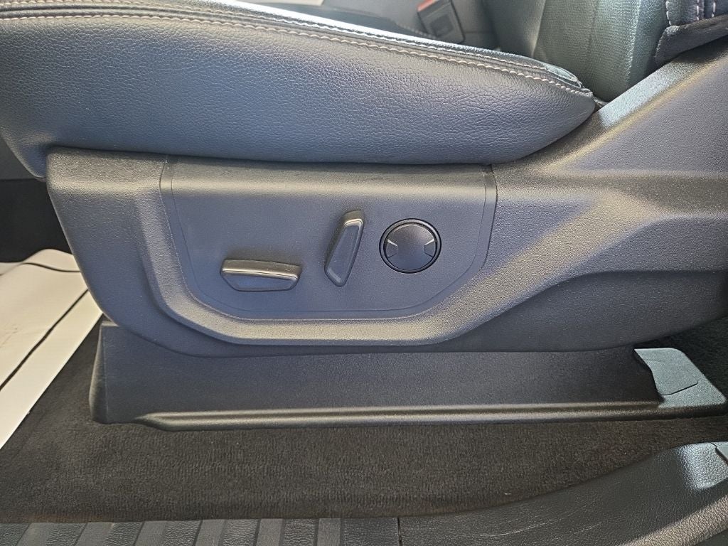 2022 Ford F-250SD Lariat Sport 6-3/4' Box