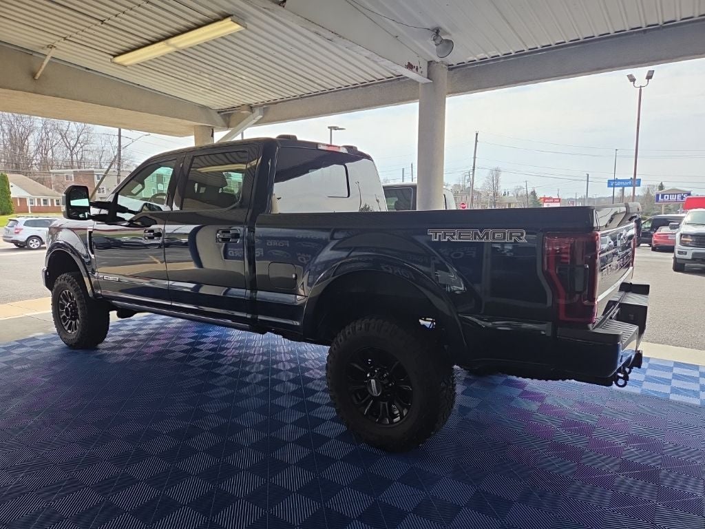 2022 Ford F-250SD Lariat Sport 6-3/4' Box