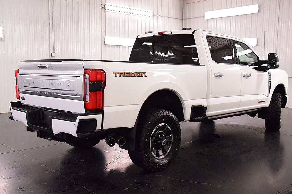 2024 Ford F-350SD Platinum Tremor Off-Road 6-3/4' Box