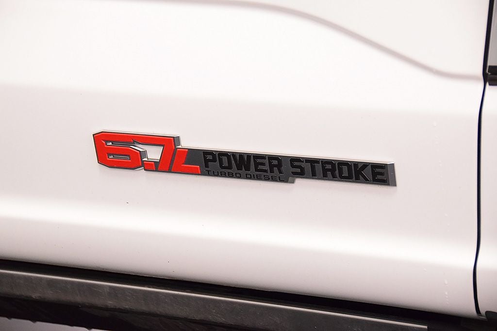 2024 Ford F-350SD Platinum Tremor Off-Road 6-3/4' Box