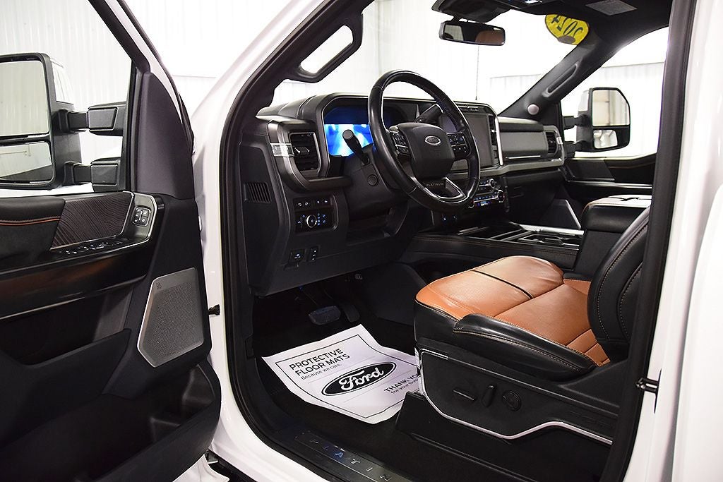 2024 Ford F-350SD Platinum Tremor Off-Road 6-3/4' Box