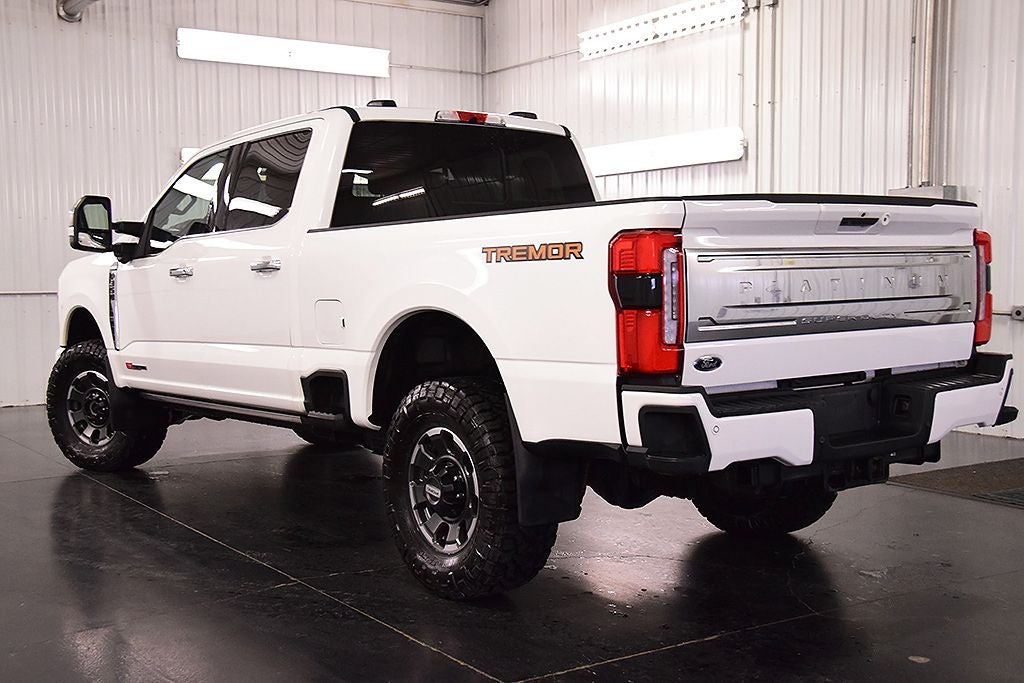 2024 Ford F-350SD Platinum Tremor Off-Road 6-3/4' Box