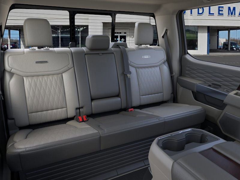 2026 Ford F-350SD Platinum Tremor Off-Road 6-3/4' Box