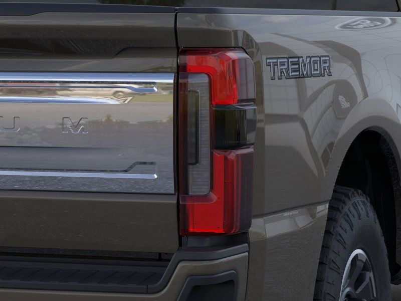 2026 Ford F-350SD Platinum Tremor Off-Road 6-3/4' Box