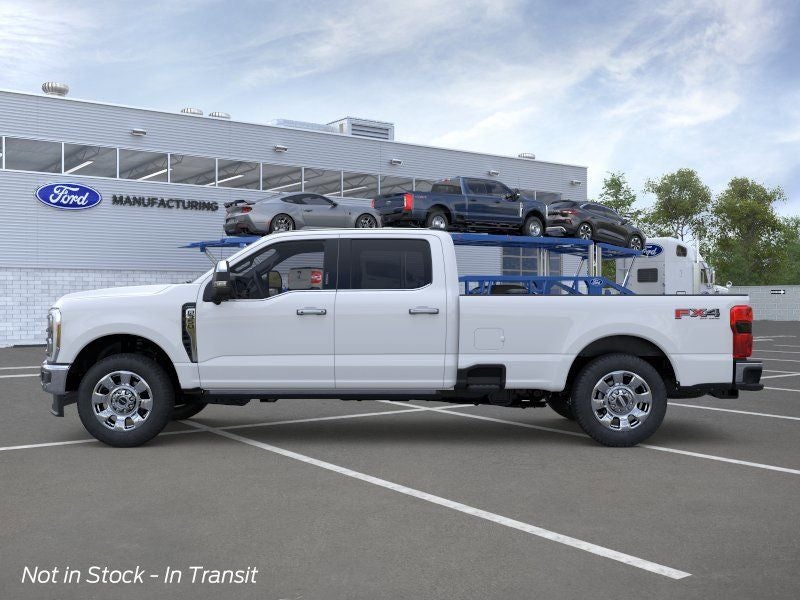 2026 Ford F-350SD Lariat 8' Box