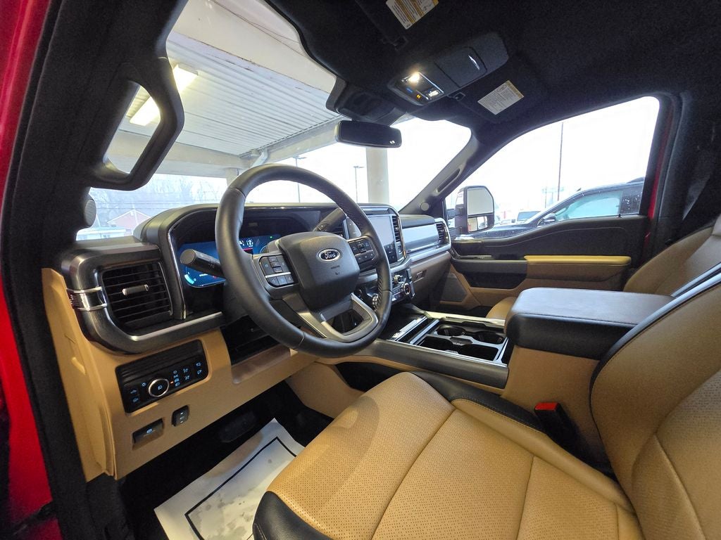 2025 Ford F-350SD Lariat 6-3/4' Box