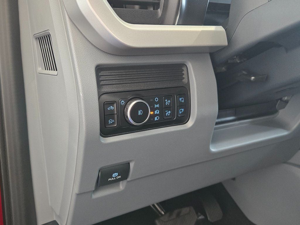 2026 Ford F-350SD XLT 6-3/4' Box