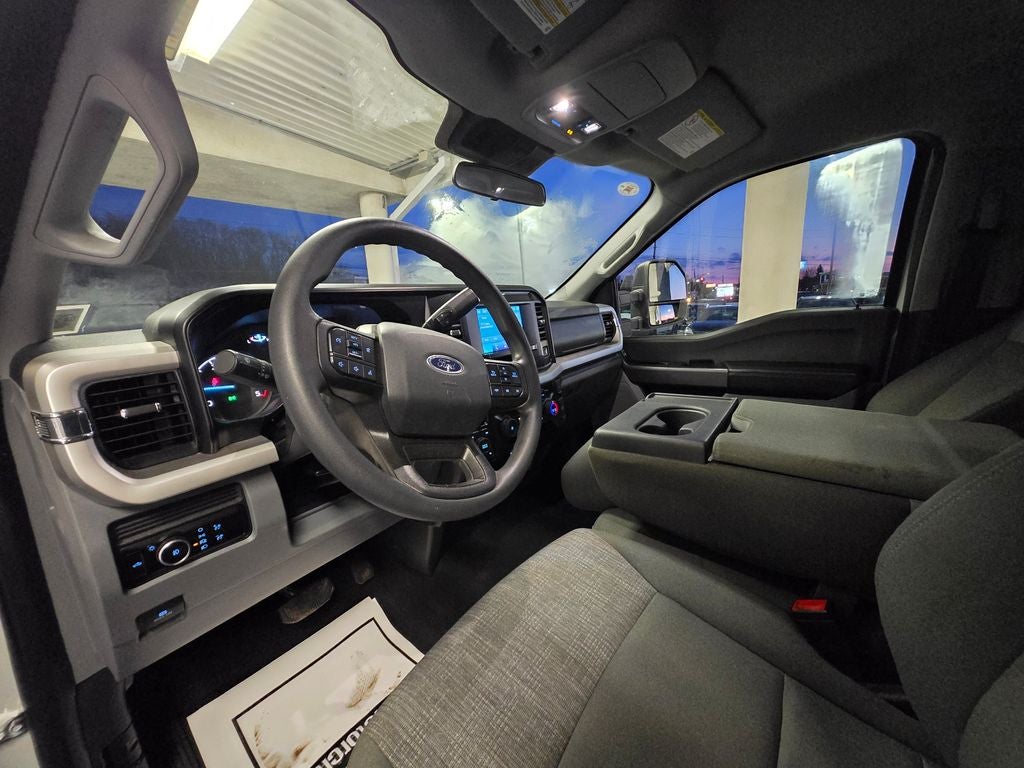 2025 Ford F-350SD XLT 6-3/4' Box