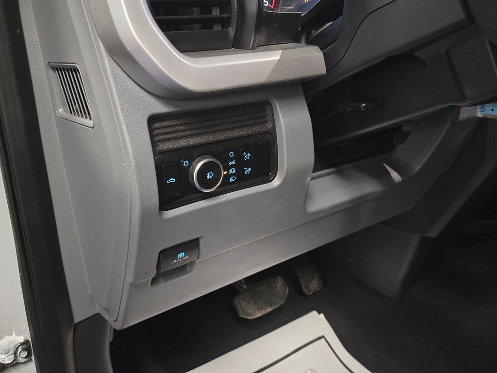 2025 Ford F-350SD XLT 6-3/4' Box