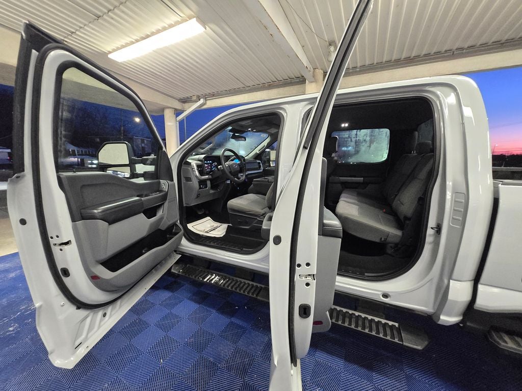 2025 Ford F-350SD XLT 6-3/4' Box